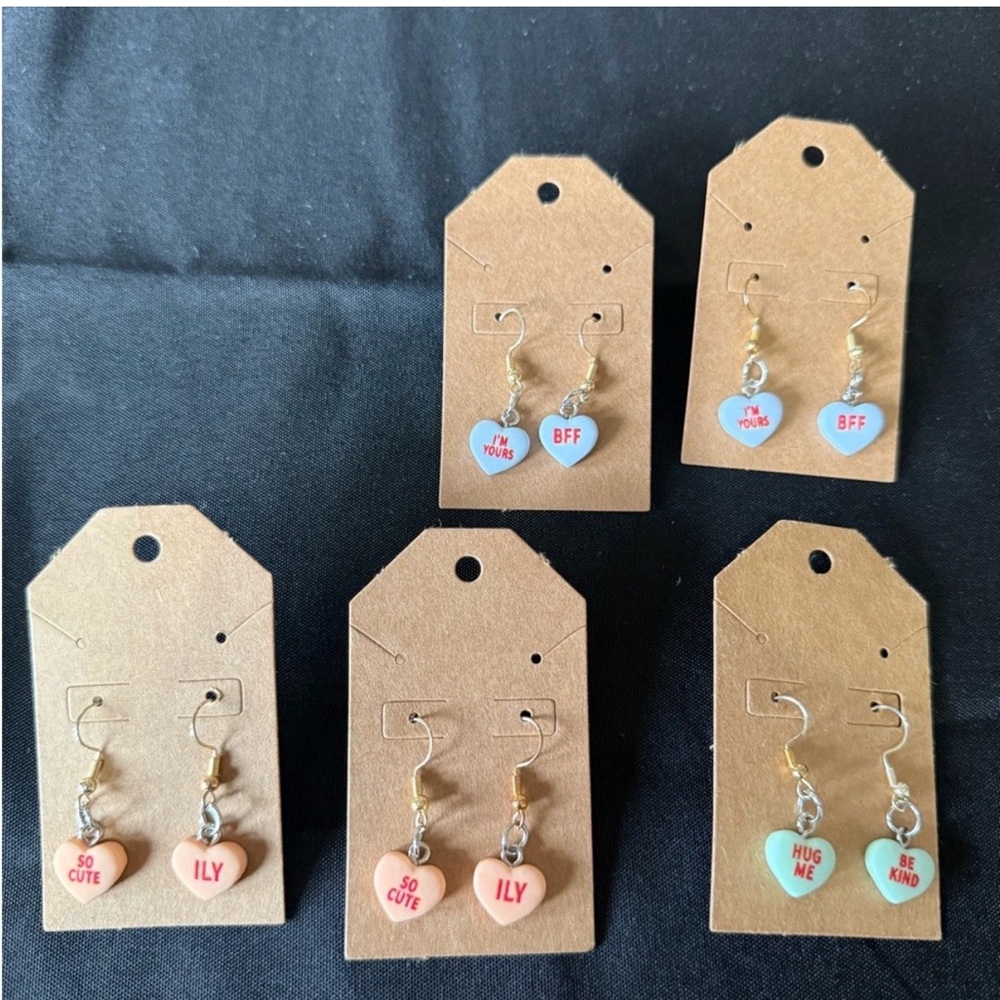 5 pairs of valentine candy heart earrings. 💕